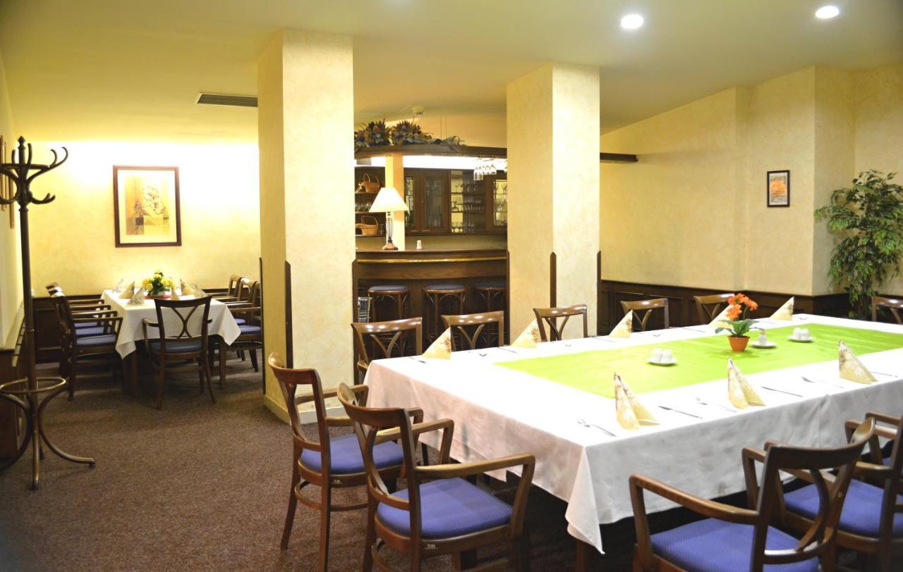 Hostel Masarykova Praha Eksteriør bilde